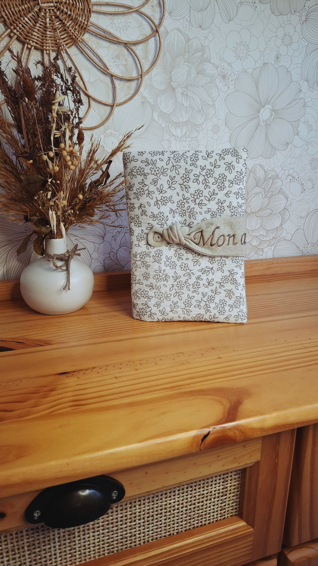 Protège carnet de santé personnalisé "MONA" ❀  Personnalisé